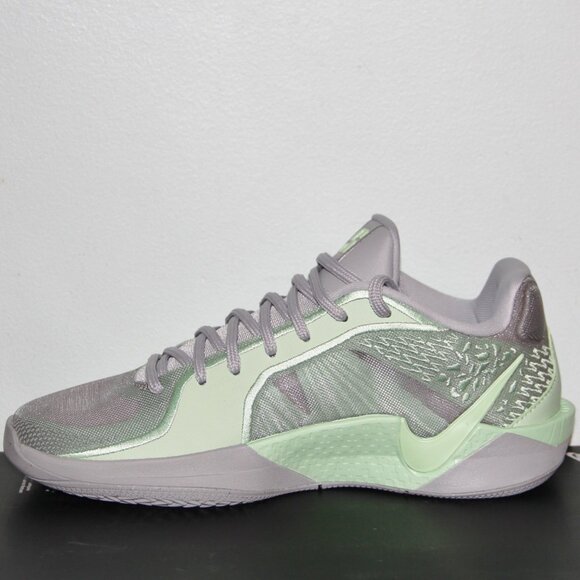 Nike Sabrina 2 Basketball Shoes Fresh Mint Mens 14 Womens 15.5 main image 5